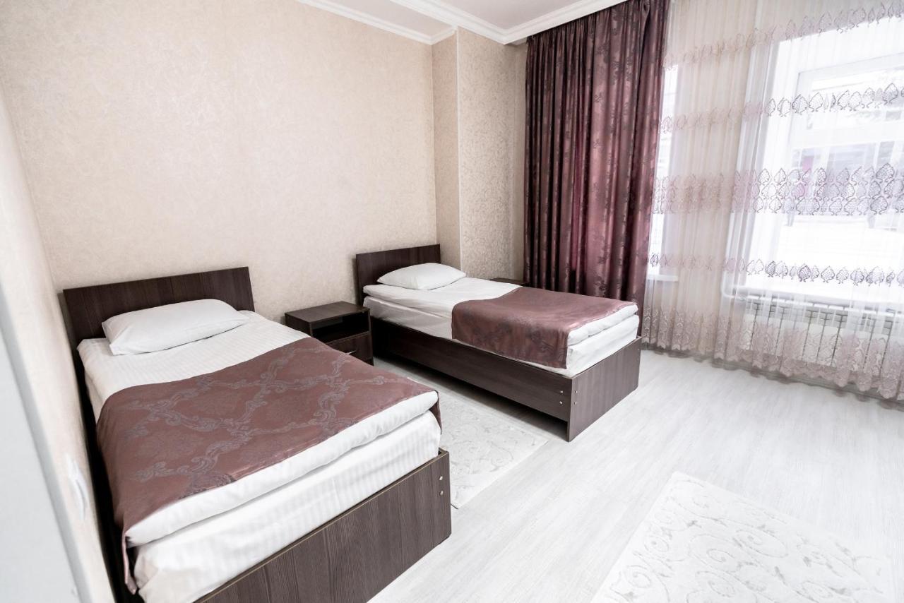 Mixx Hotel Karakol Ngoại thất bức ảnh